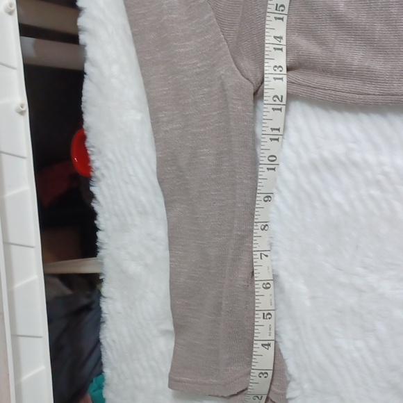 Time&True Woman's Lace Shoulder Cream Short Sleeve Wrap Sweater XL‎ 16-18 - Picture 7 of 8